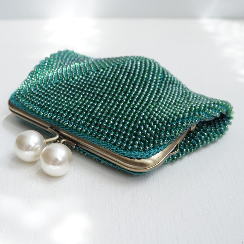 Ba-ba handmade Beads crochetpouch No.1946 - 化妝包/收納袋 - 其他材質 綠色
