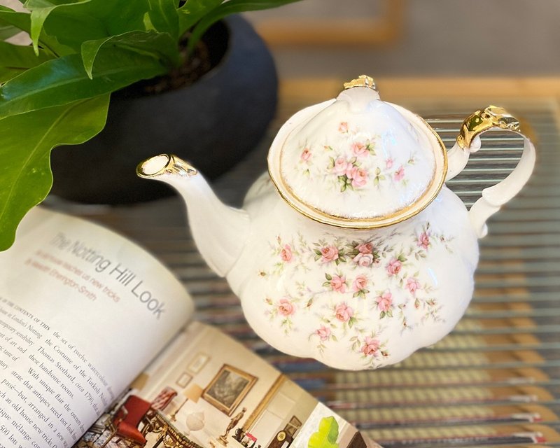 英國名牌Paragon骨瓷古董手繪描金玫瑰下午茶壺一件 - 茶壺/茶杯/茶具 - 瓷 