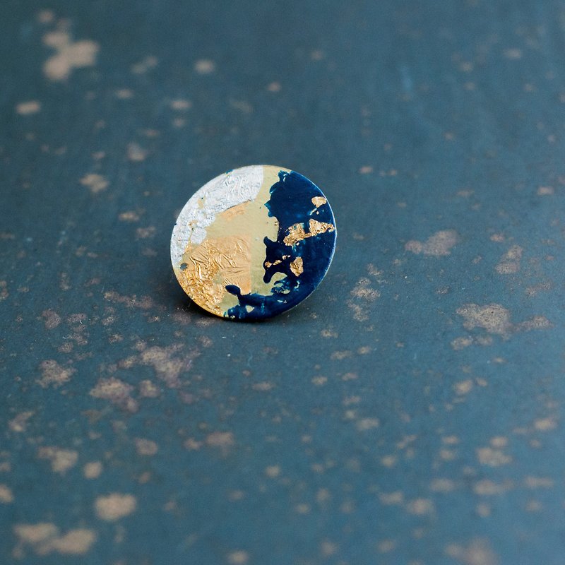 Blue Moon - Art brooch - เข็มกลัด - โลหะ 