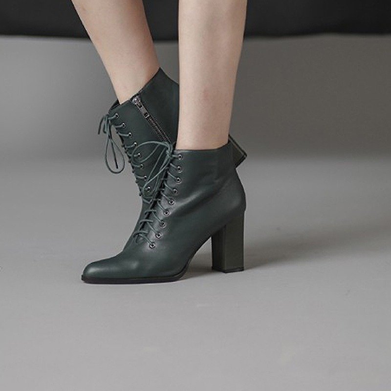 College lace up chunky heel high leather ankle boots green - รองเท้าบูทสั้นผู้หญิง - หนังแท้ สีเขียว