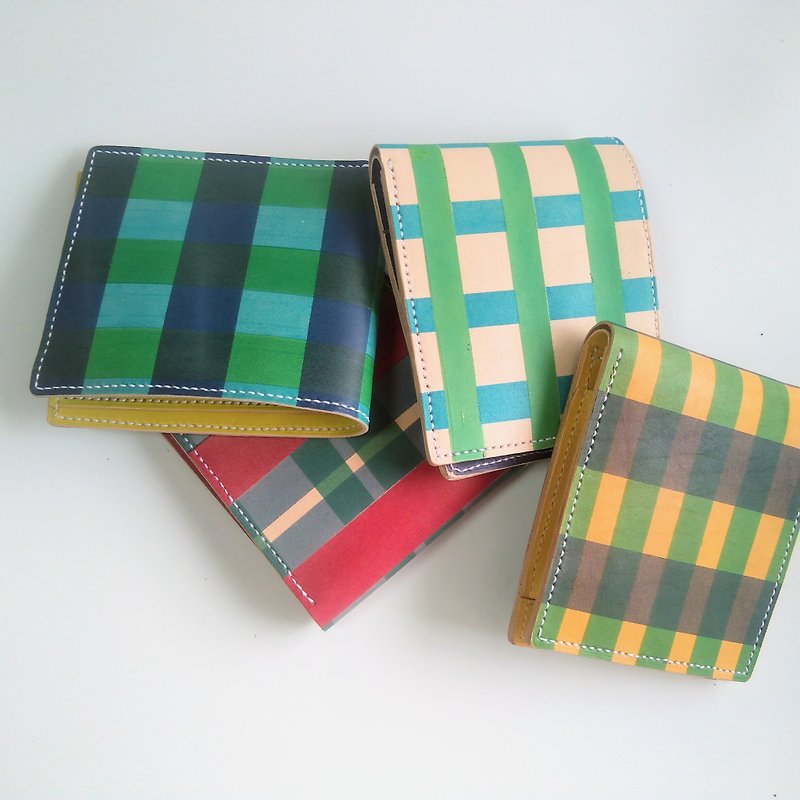 Limited price for the first 5 people-Plaid bifold wallet-Green-Blue turquoise - กระเป๋าสตางค์ - หนังแท้ สีเขียว