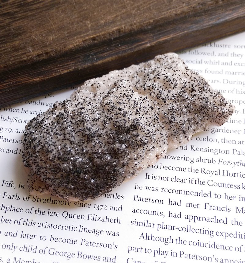 Calcite 湖北產地 方解石 重晶石 硫鐵礦 共生礦 天然礦石 原礦 - 擺飾/家飾品 - 其他材質 