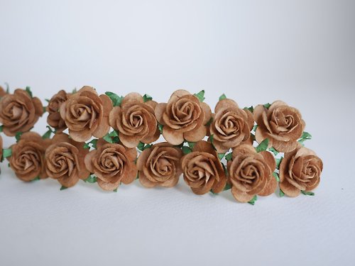 makemefrompaper Paper Flower, 50 pieces mulberry rose size 2.5 cm. curve petals, brown color