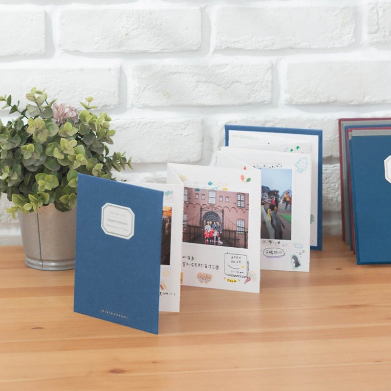 Customized pull-page handmade photo album set [night sky blue] photo book/graduation/couple/anniversary gift - อัลบั้มรูป - กระดาษ 