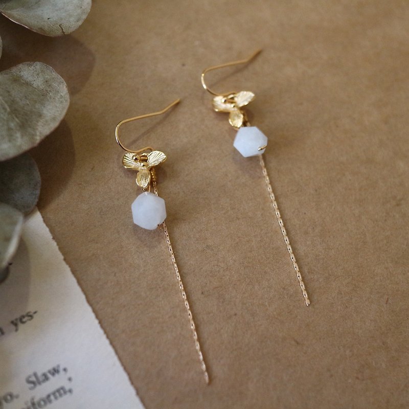 18kgf clover flower light blue natural stone gemstone drop dangle earrings - Earrings & Clip-ons - Gemstone Blue