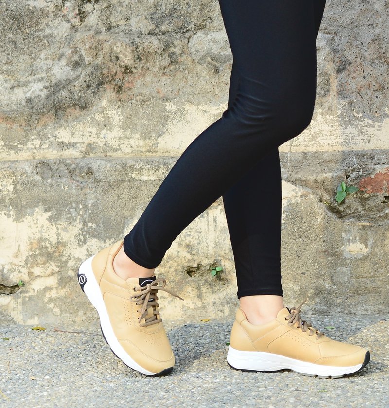 MIT 【牛皮輕量動能運動鞋-米色】運動鞋 休閒鞋 高透氣 高支撐 - 女運動鞋/球鞋 - 真皮 卡其色