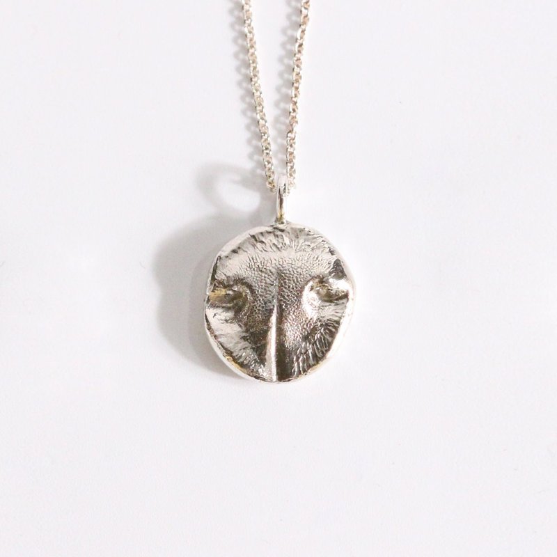 Love in time-printed Silver pendant - สร้อยคอ - เงิน 