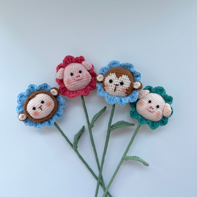 ผ้าฝ้าย/ผ้าลินิน ช่อดอกไม้แห้ง หลากหลายสี - Crochet Animal Flowers
