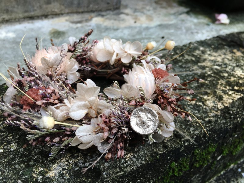 秋瑟迷你花圈- 永生花 乾燥花 居家擺飾 - 乾燥花/永生花 - 植物．花 