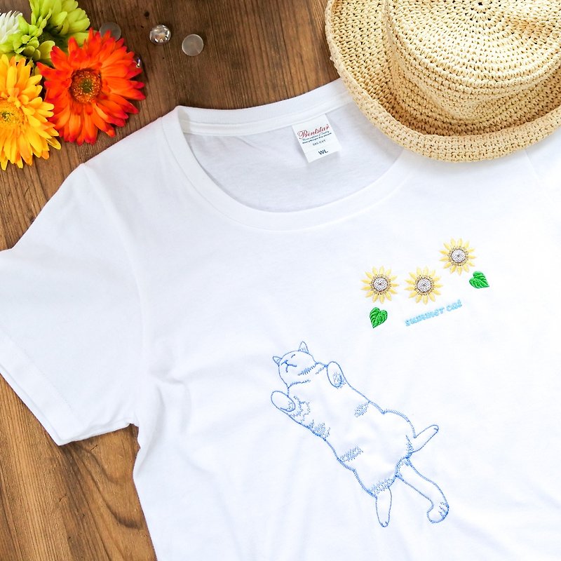 Cat and Sunflower Embroidered T-shirt White/Short Sleeve - เสื้อยืดผู้หญิง - ผ้าฝ้าย/ผ้าลินิน ขาว