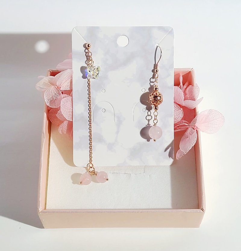 Fresh and elegant-natural pale pink crystal Rose Gold earrings - ต่างหู - คริสตัล 