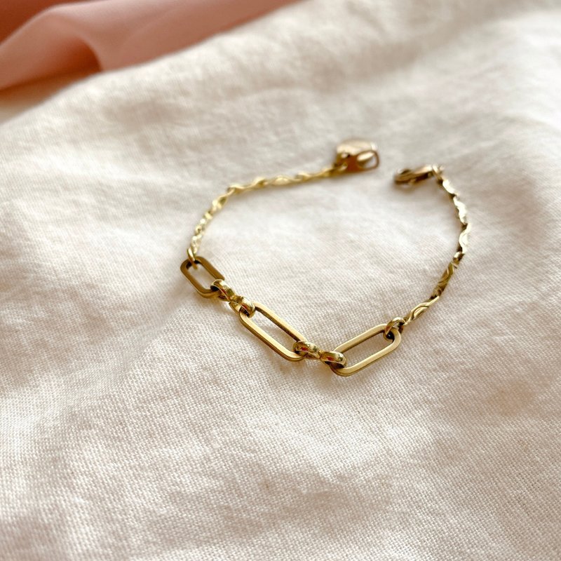 Daily life -Brass bracelet - สร้อยข้อมือ - ทองแดงทองเหลือง สีทอง