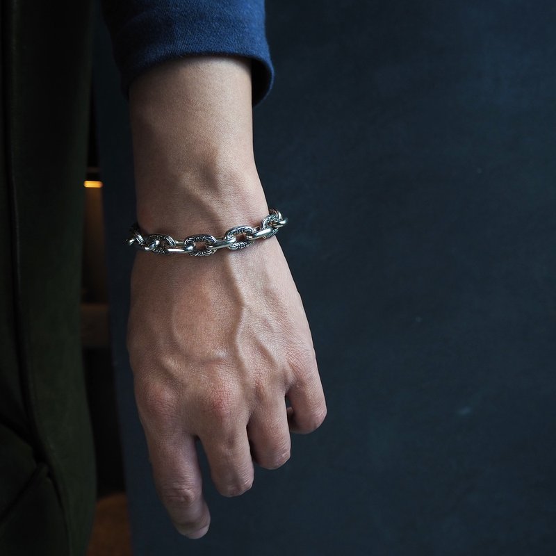 lily bracelet_百合心思手鍊 對鍊 情侶鍊 中性手鍊 客製長度 - 手鍊/手環 - 銀 銀色