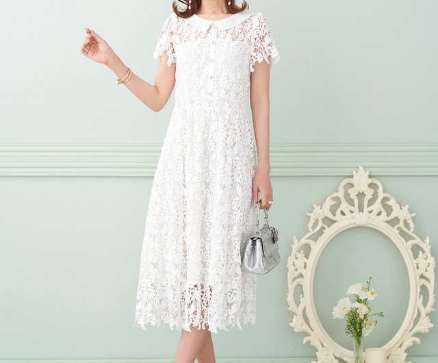 One piece full lace material with collar with square buttons