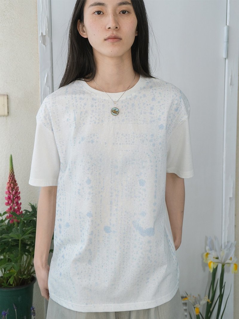 舒適柔軟雪花棉大畫幅雨滴印花百搭圓領休閒寬松T恤 - 女 T 恤 - 棉．麻 白色