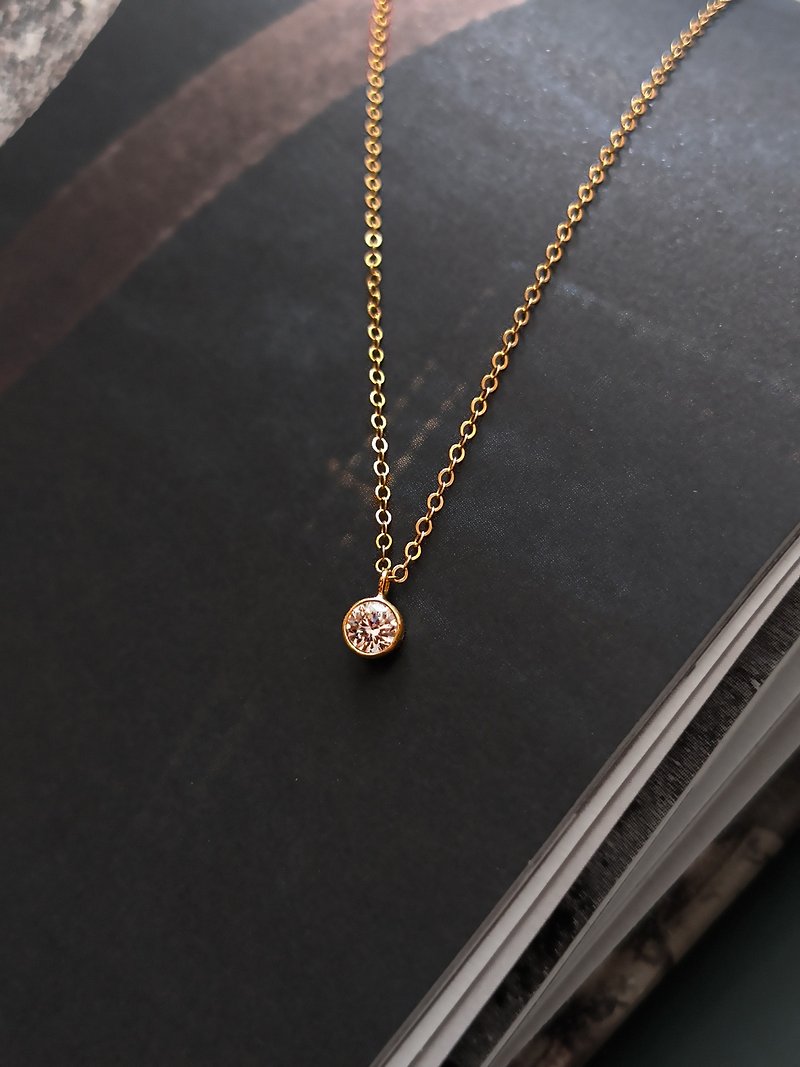 Small Single 5A Zircon Pendent With 14K Gold Filled Dainty Necklace - Necklaces - Other Metals Gold