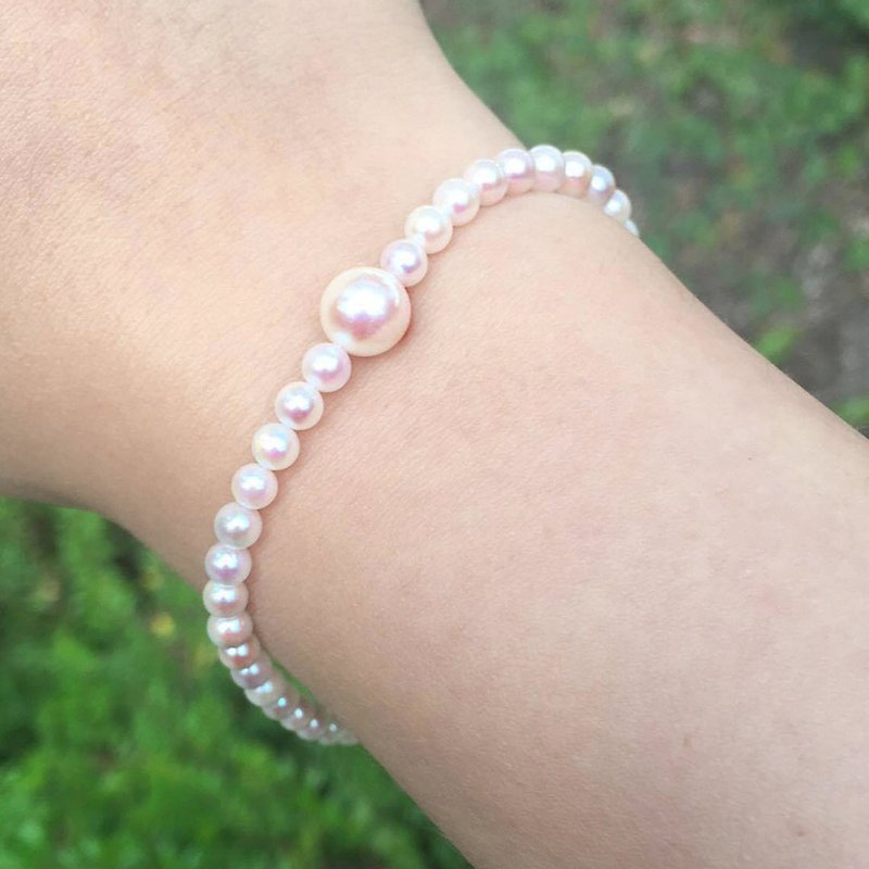 Royal Akoya Pearls Bracelet with 18K White Gold Clasp - Bracelets - Other Materials Pink
