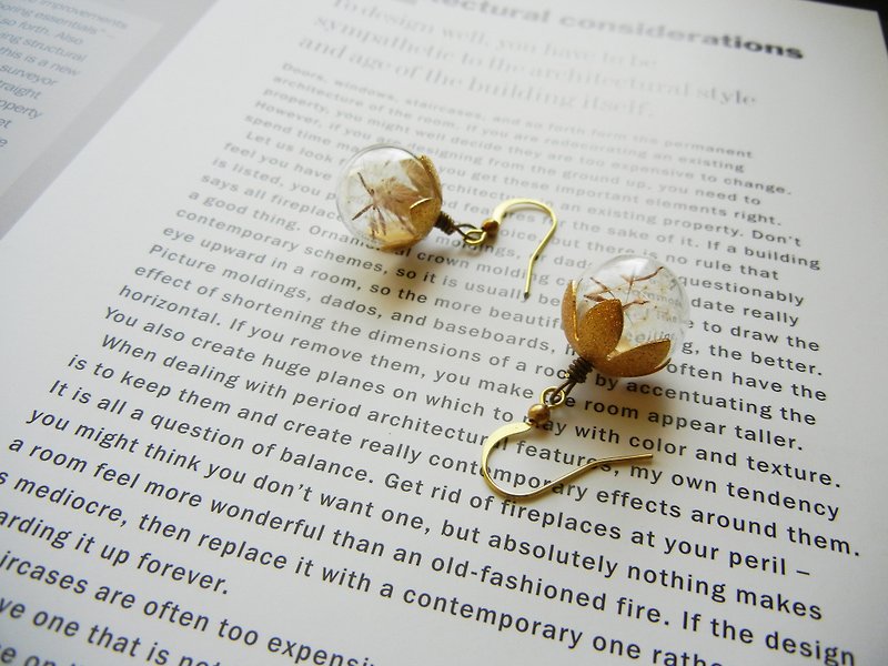 *coucoubird*dandelion glass flower stamen earrings - ต่างหู - แก้ว สีทอง