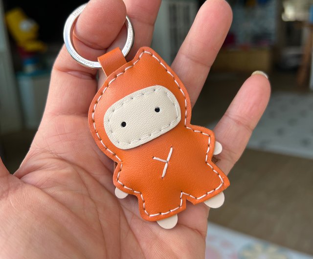 癒しの小物 ハンドメイド レザー オレンジ かわいい 忍者 手縫い
