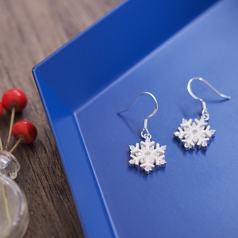 Snowflake Hook Earrings Silver 925 - ต่างหู - โลหะ สีน้ำเงิน