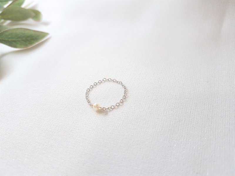 Small pearl chain ring - แหวนทั่วไป - ไข่มุก สีเงิน