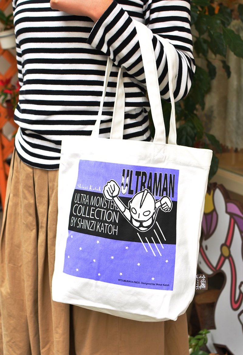 [Ultraman] Shinji Kato Series ULTRA recommend CANVAS TOTEBAG Ultraman pattern canvas bag ★ gift - กระเป๋าแมสเซนเจอร์ - ผ้าฝ้าย/ผ้าลินิน สีน้ำเงิน