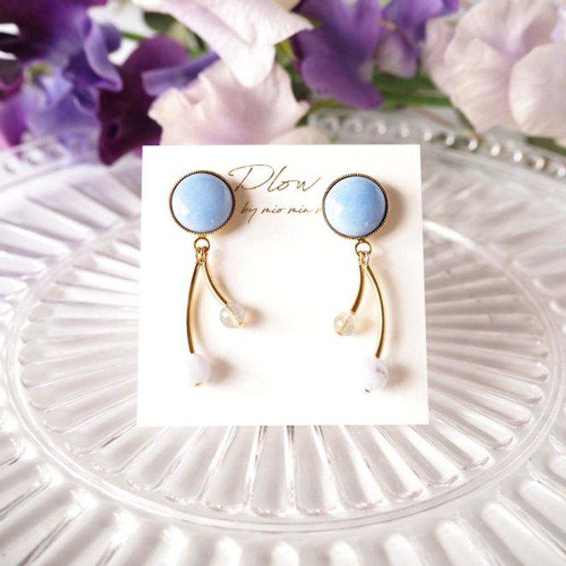 Cloisonne Twin cherry earrings ~ baby blue ~ - ต่างหู - แก้ว 