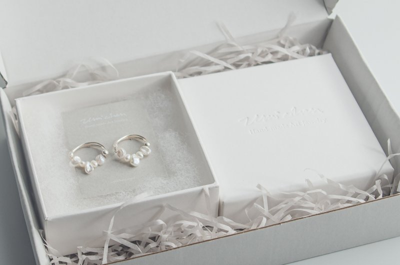 【タイガーチーラッキーバッグ】春節のラッキーボックス1688個限定のパール＆シルバージュエリーセット。 - ピアス・イヤリング - スターリングシルバー 透明