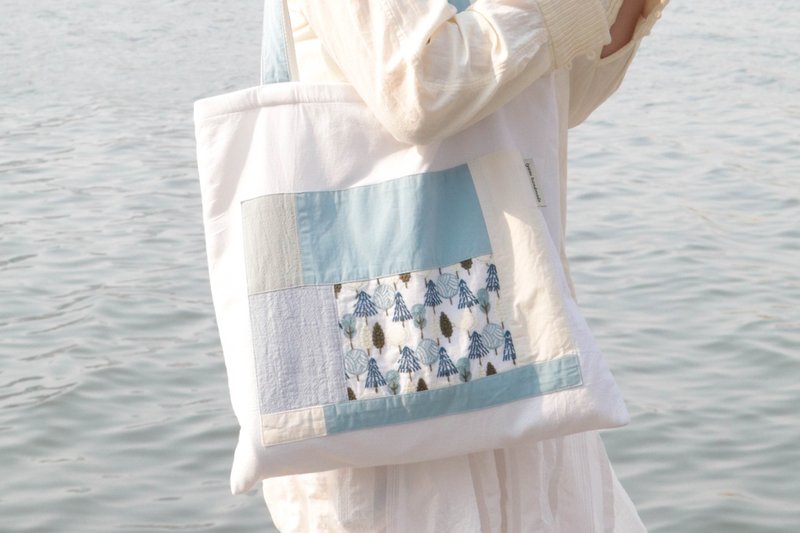 Niche original design patchwork bag Izu coastline shoulder canvas bag - Messenger Bags & Sling Bags - Cotton & Hemp 