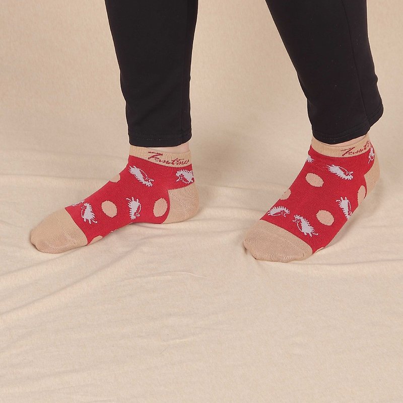 Collagen antibacterial deodorant socks (hedgehog dots) red bottom Brown dots/graduation - ถุงเท้า - ผ้าฝ้าย/ผ้าลินิน สีแดง