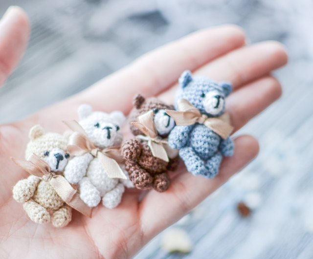 ミニチュアのクマのおもちゃ、人形のための動物の人形、ぬいぐるみ、収集可能なかわいいクマ - ショップ Karapuzzy 人形・フィギュア -  Pinkoi