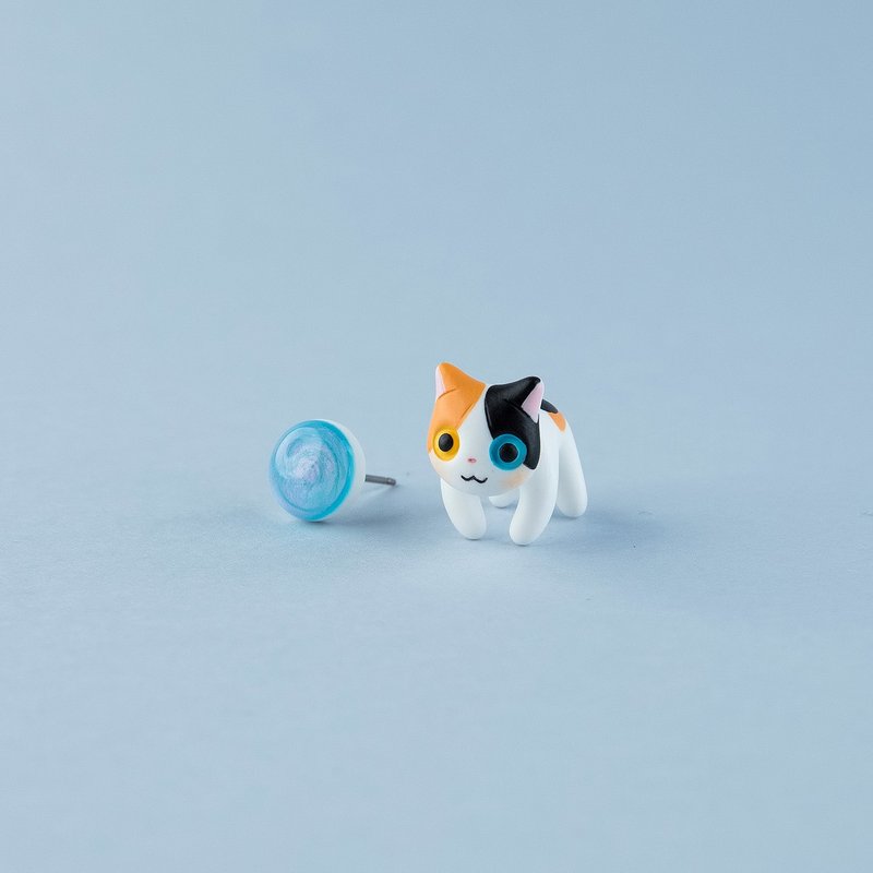 Japanese Bobtail Cat - Polymer Clay Earrings, Handmade&Handpaited - ต่างหู - ดินเหนียว สีส้ม