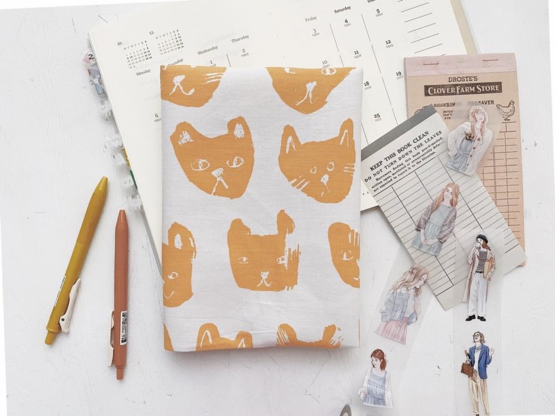 hairmo impression cat handmade book jacket/book cover-orange (notebook/diary/handbook) - ปกหนังสือ - ผ้าฝ้าย/ผ้าลินิน สีส้ม