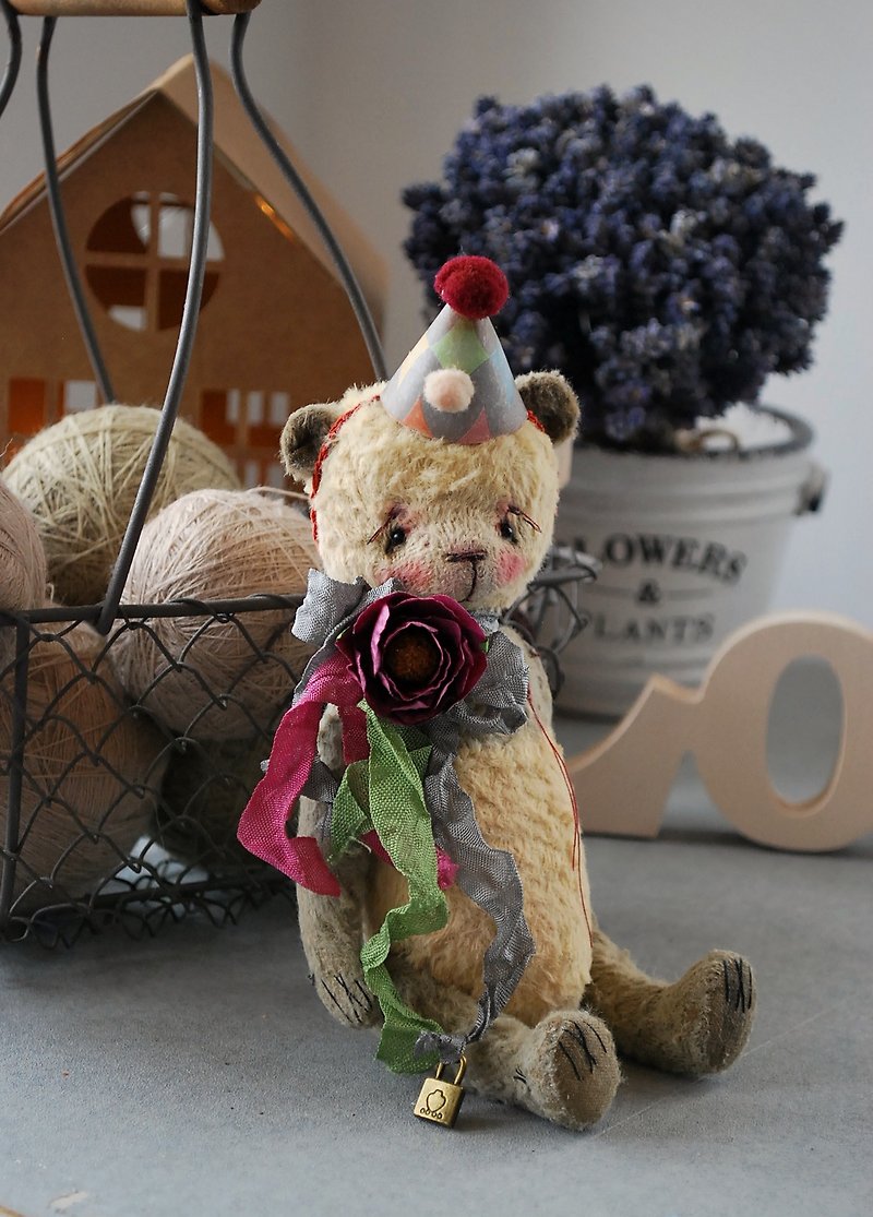 Artist Teddy Panda Bear Vintage Style Sweet Their friends Handmade OOAK Stuffed - Stuffed Dolls & Figurines - Other Materials 