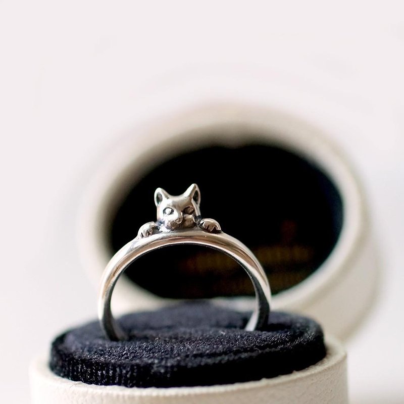 ガブリ噛みつき猫リング - 戒指 - 純銀 銀色