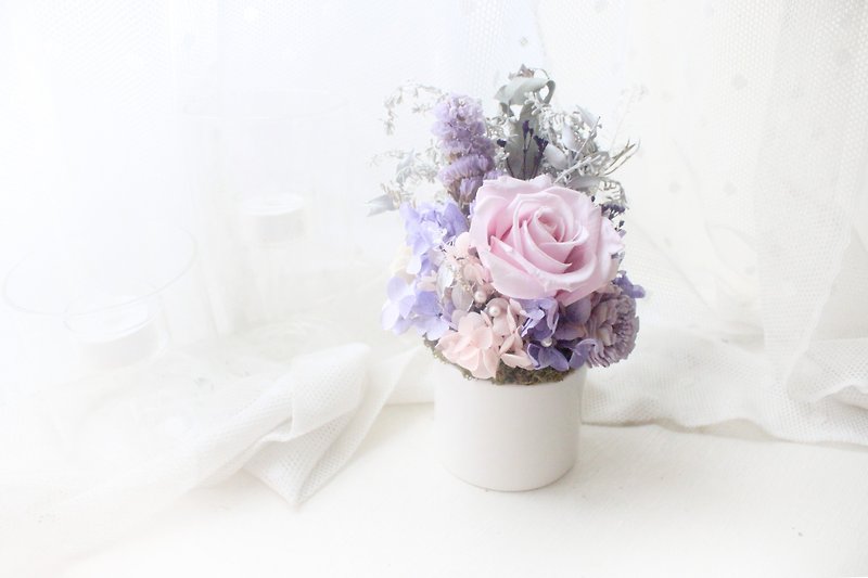 Romantic Star Forest Small Round Table Flower, Cherry Blossom Powder, Everlasting Rose Flower Ceremony - Dried Flowers & Bouquets - Plants & Flowers Purple