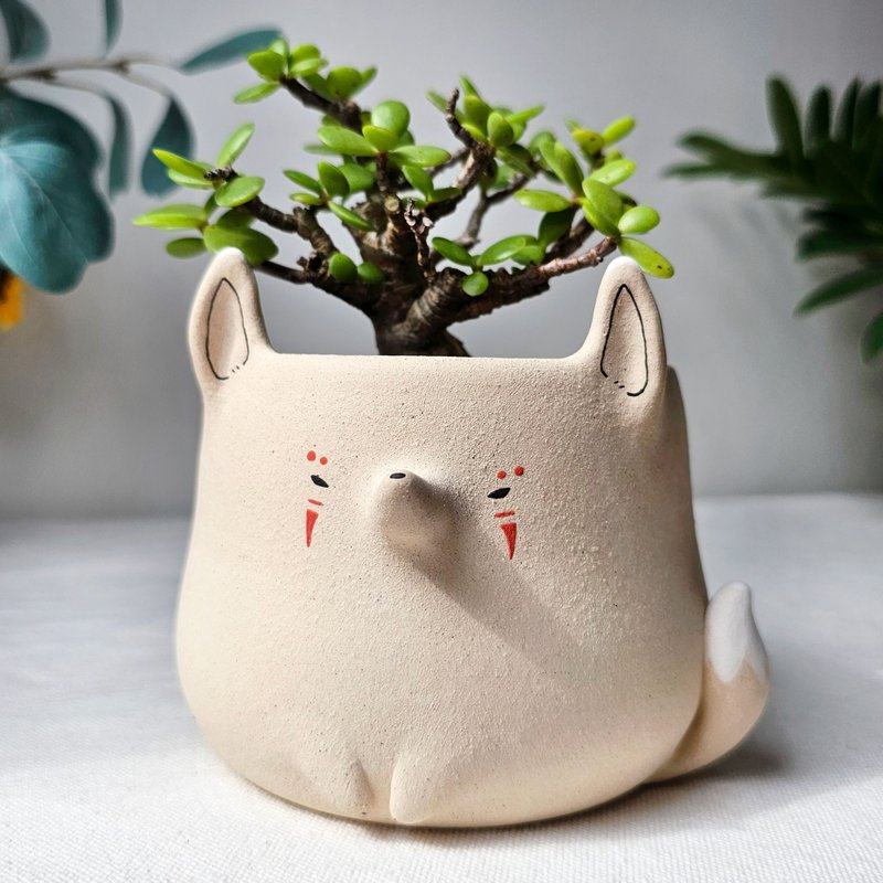 White tribal fox planter. Handmade plant pot with drainage. - 花瓶/花器 - 陶 