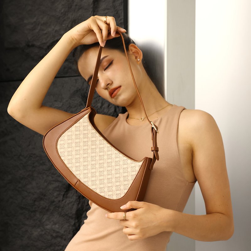 presbyopic crescent shoulder bag - Messenger Bags & Sling Bags - Faux Leather 