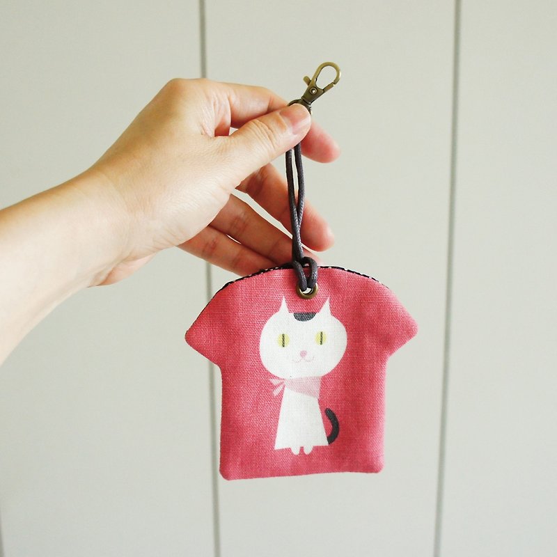 Lovely日本棉麻【白貓咪T恤造型平安符袋】詩籤護身符、灰紅 - 平安符袋 - 棉．麻 紅色