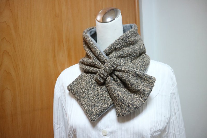 Adjustable short scarf. Scarf warm scarf double-sided two-color adults and children suitable for*SK* - ผ้าพันคอถัก - วัสดุอื่นๆ 