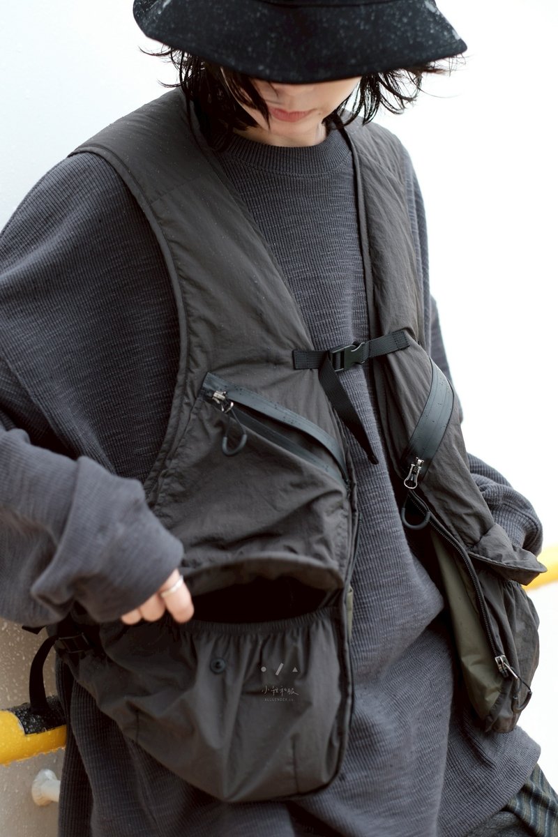 A versatile, lightweight vest designed for photographers. - เสื้อกั๊กผู้หญิง - เส้นใยสังเคราะห์ สีดำ