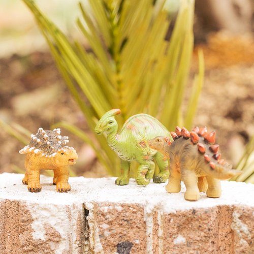 恐竜　ダイナソー　置き物 デバリエ カーゴイロサウルス 恐竜 置物 ガーデニング リアル