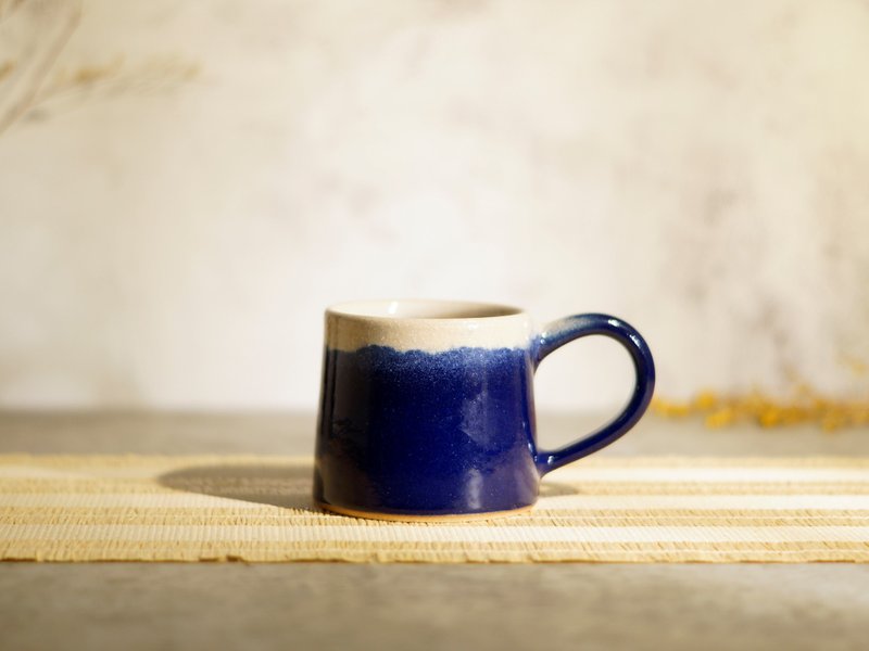 藍白小山形杯-約200ml,茶杯,馬克杯,水杯,咖啡杯 - 咖啡杯/馬克杯 - 陶 藍色