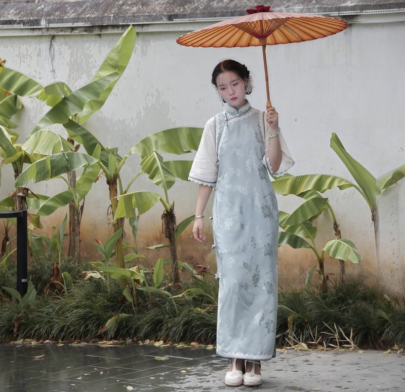 [Sky Blue Water Jade] Neo-Chinese Republican Retro Style Silk Jacquard Faux Two-Piece Qipao - กี่เพ้า - วัสดุอื่นๆ สีน้ำเงิน