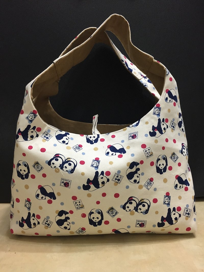 Bubu a portable package - panda loves to play - Messenger Bags & Sling Bags - Cotton & Hemp Multicolor