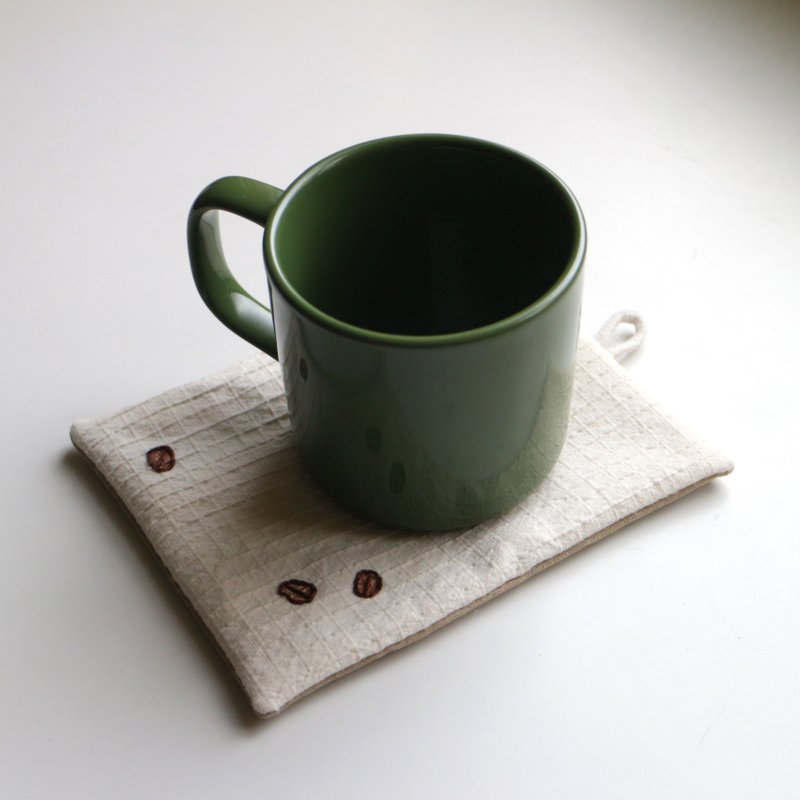 刺繡杯墊 / 手繪風格咖啡豆 - 杯墊 - 棉．麻 白色