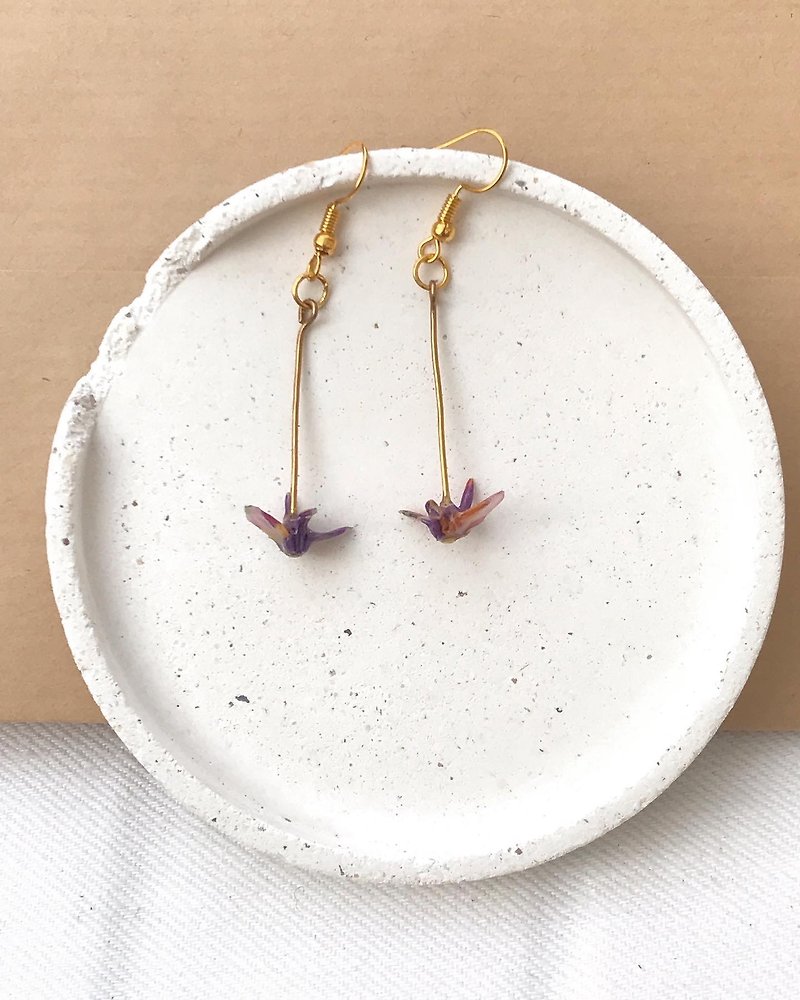 Origami ornaments-little paper crane-wisteria pattern - Earrings & Clip-ons - Paper Purple