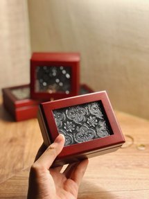 Begonia flower jewelry box burgundy/coffee