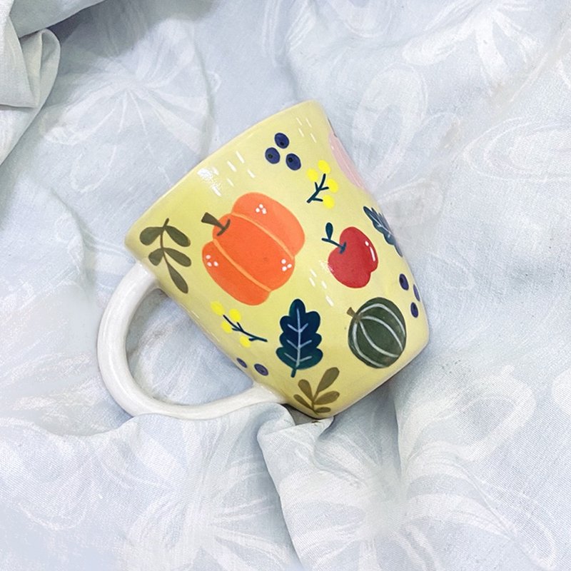 HAND-MADE Lovely warmy pumkin pumkin Mug - 咖啡杯/馬克杯 - 陶 