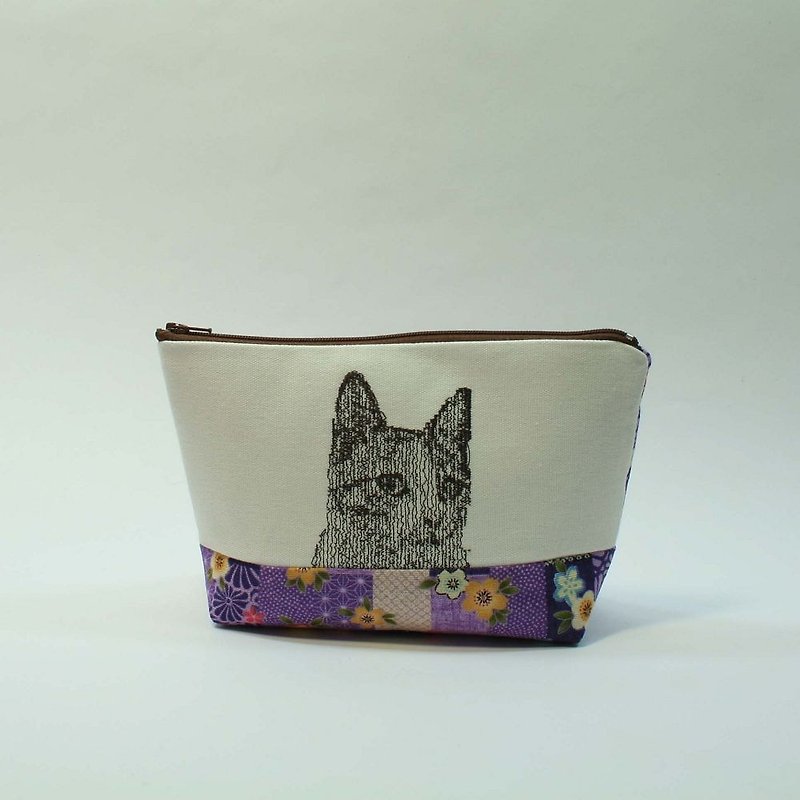 Embroidery Cosmetic 10- cat - กระเป๋าเครื่องสำอาง - ผ้าฝ้าย/ผ้าลินิน สีม่วง